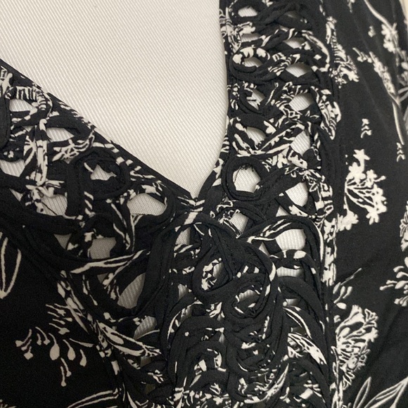 Banana Republic blouse 3/4 sleeves size S - Picture 4 of 8